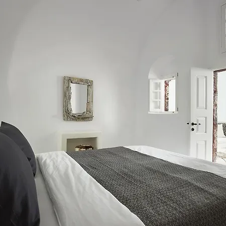 Ocean Blue Villas * Oia (Santorini)
